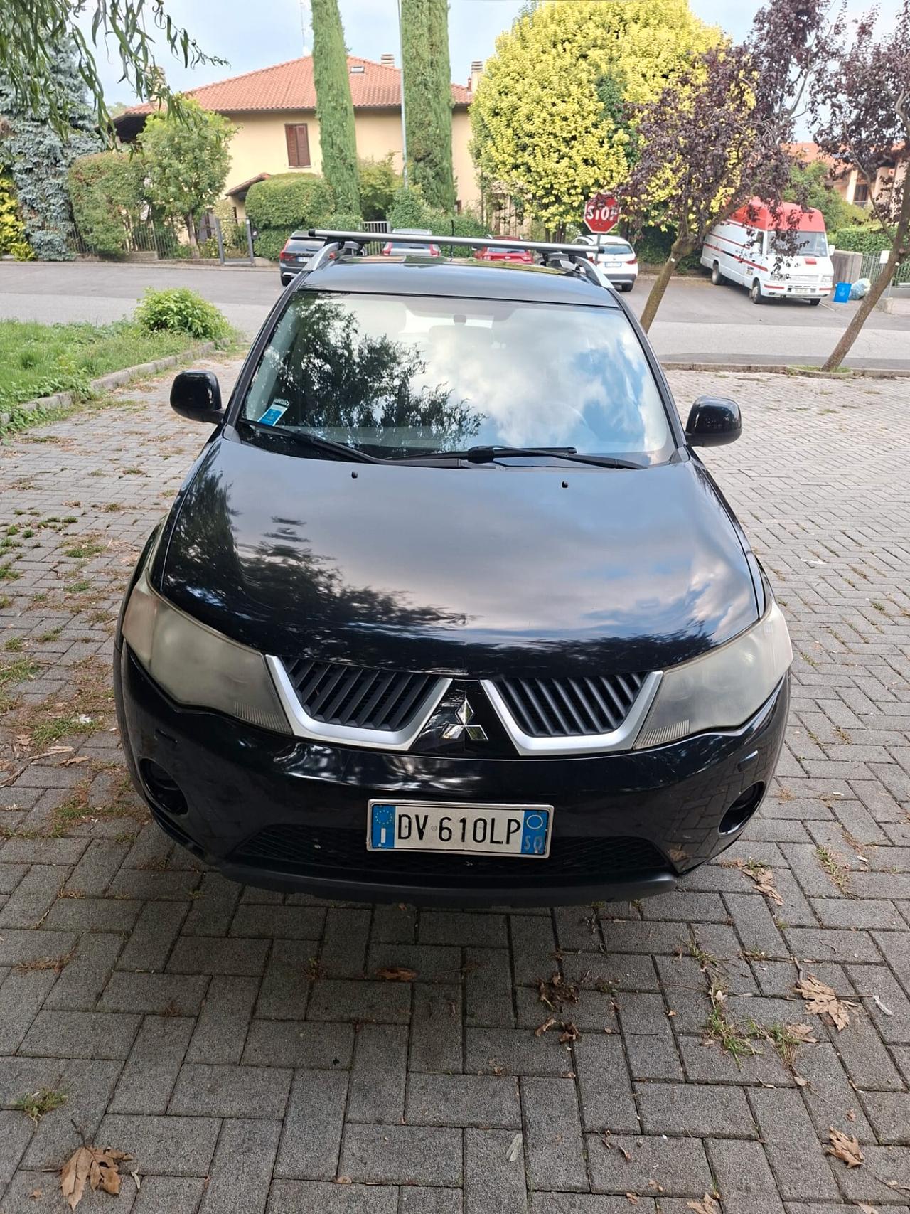 Mitsubishi Outlander 2.0 DI-D Invite DPF