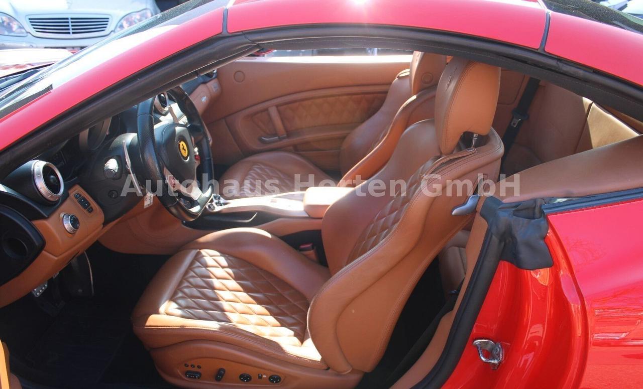 Ferrari California 4.3 V8 4 posti*NAVI*XENON*LM20"