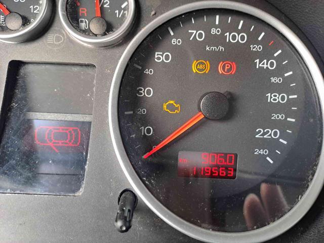 AUDI A2 1.6 16V FSI Top