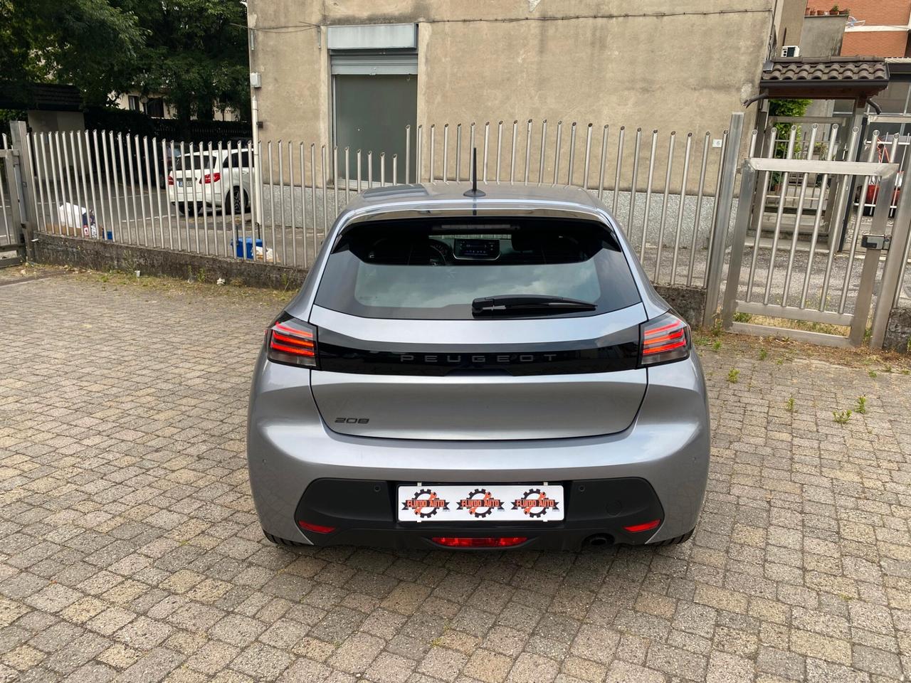 Peugeot 208 PureTech 75 KW 5 porte Active ok neopatentati