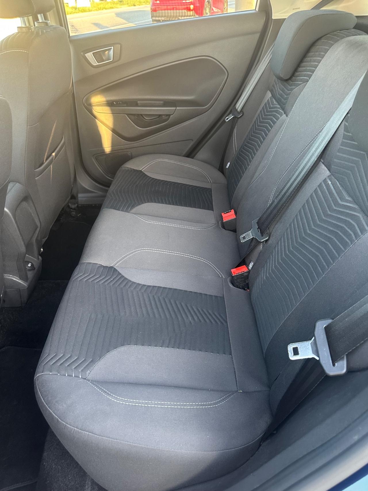 Ford Fiesta 1.2 60CV 5 porte Titanium
