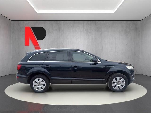 Audi Q7 3.0 V6 TDI 233CV quattro tiptronic 7 Posti