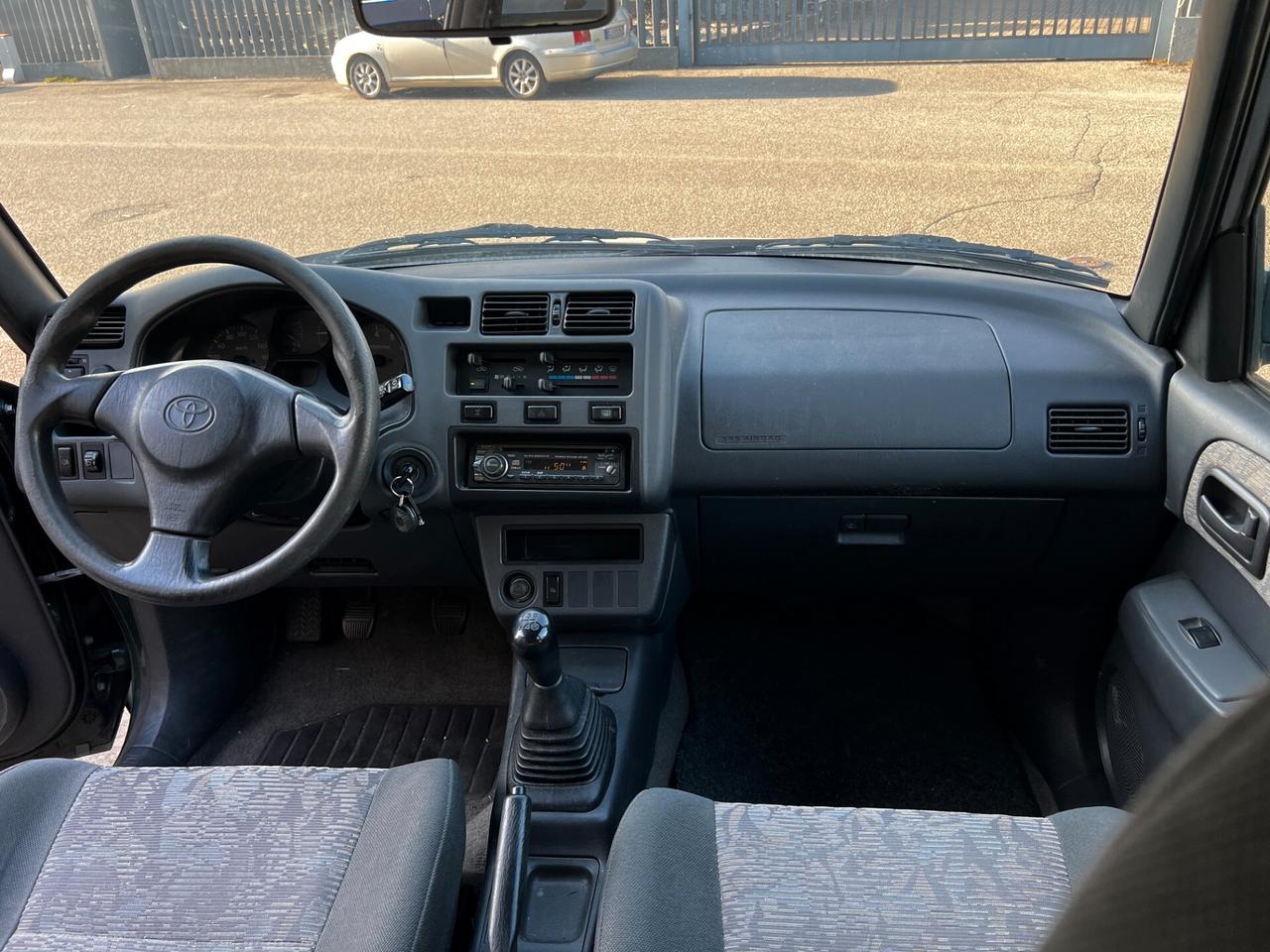 Toyota RAV 4 2.0i 16V cat 5 porte Fun 4x4