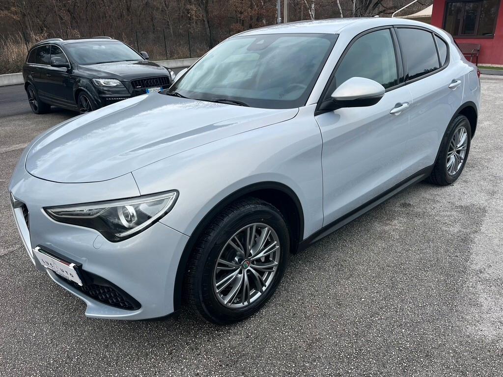 Alfa Romeo Stelvio 2.2 Turbodiesel 190 CV AT8 Q4 Business