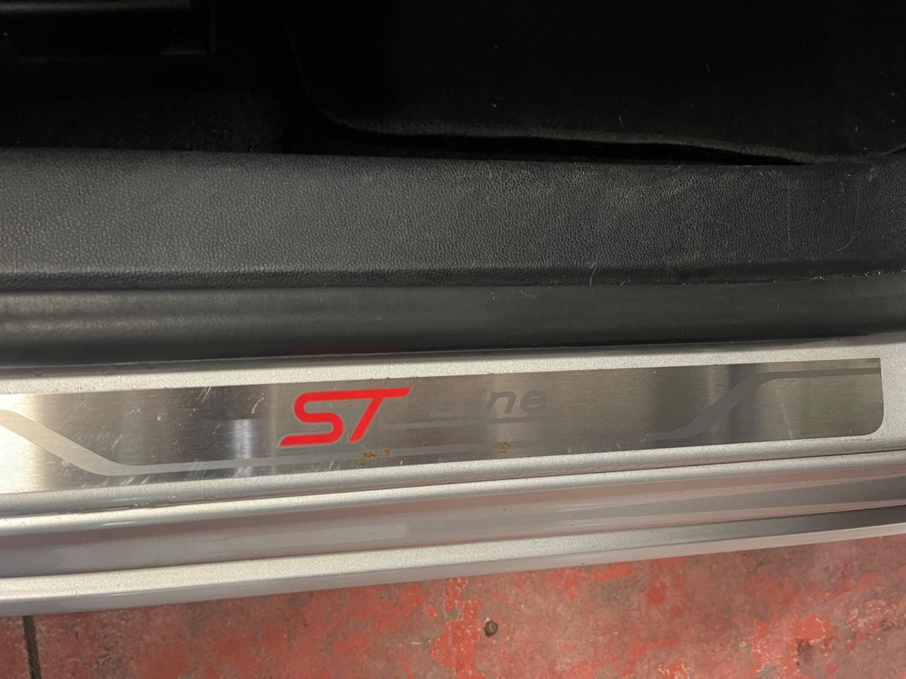 Ford Focus 1.0 EcoBoost 125 CV 5p. ST-Line