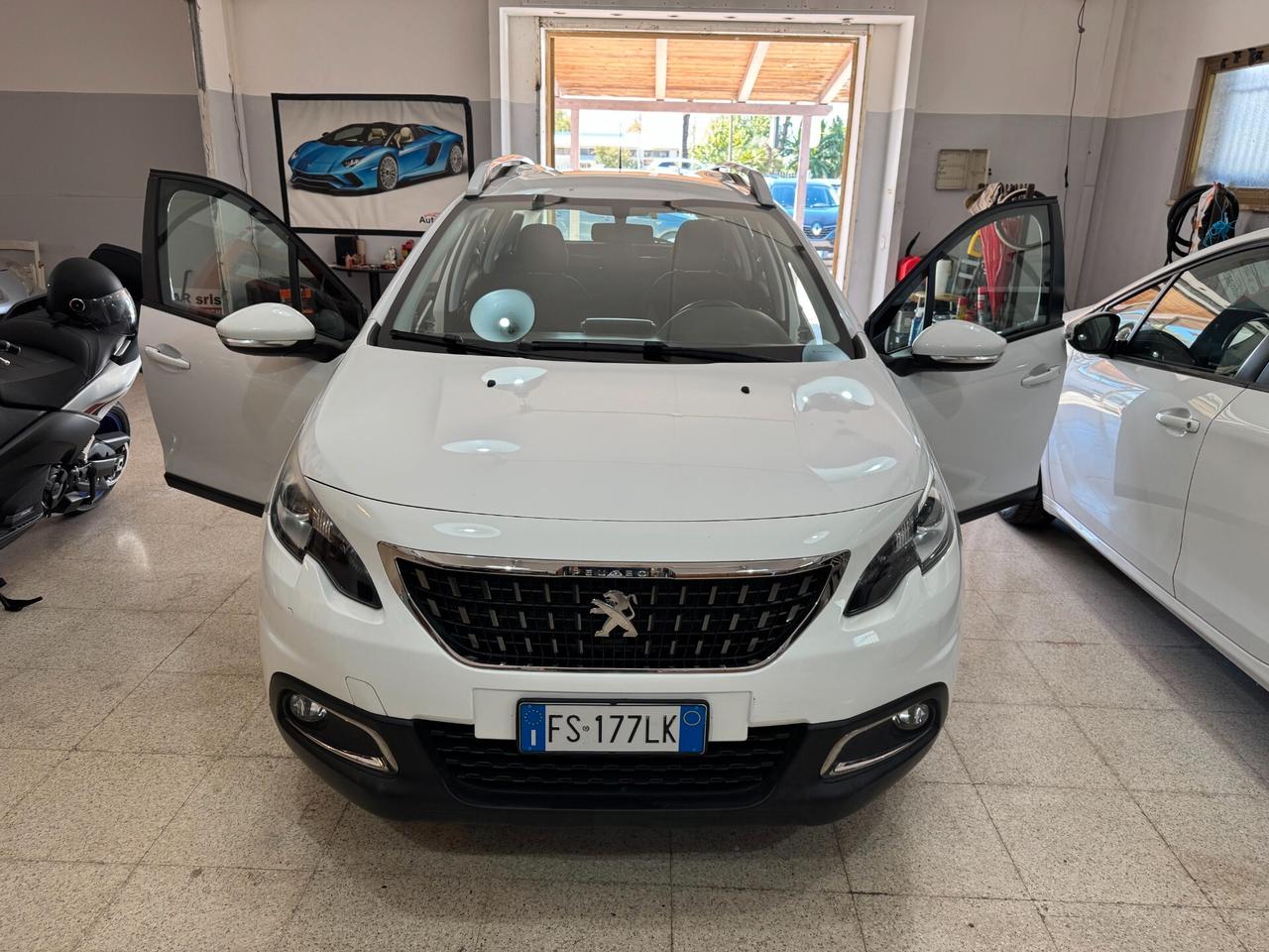 Peugeot 2008 PureTech 82 cv. Allure OK NEOPATENTATI