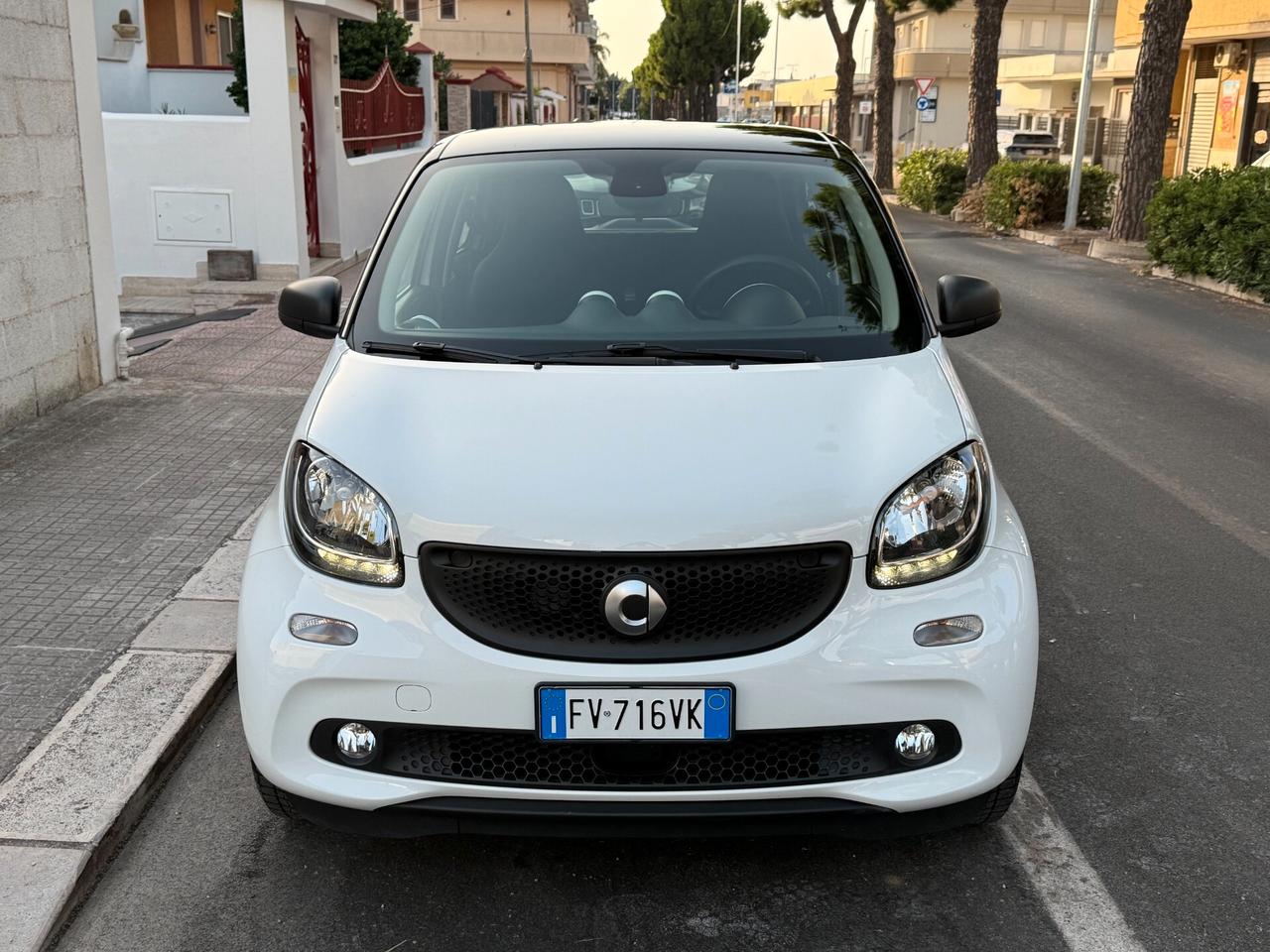 Smart ForFour 70 1.0 Passion *LED - 2019