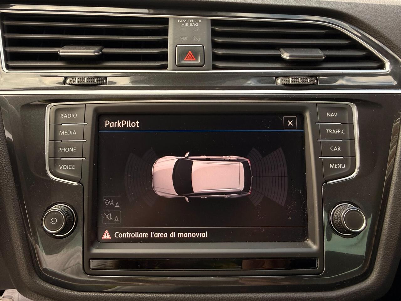 Volkswagen Tiguan 2.0 TDI SCR DSG Business BlueMotion Technology