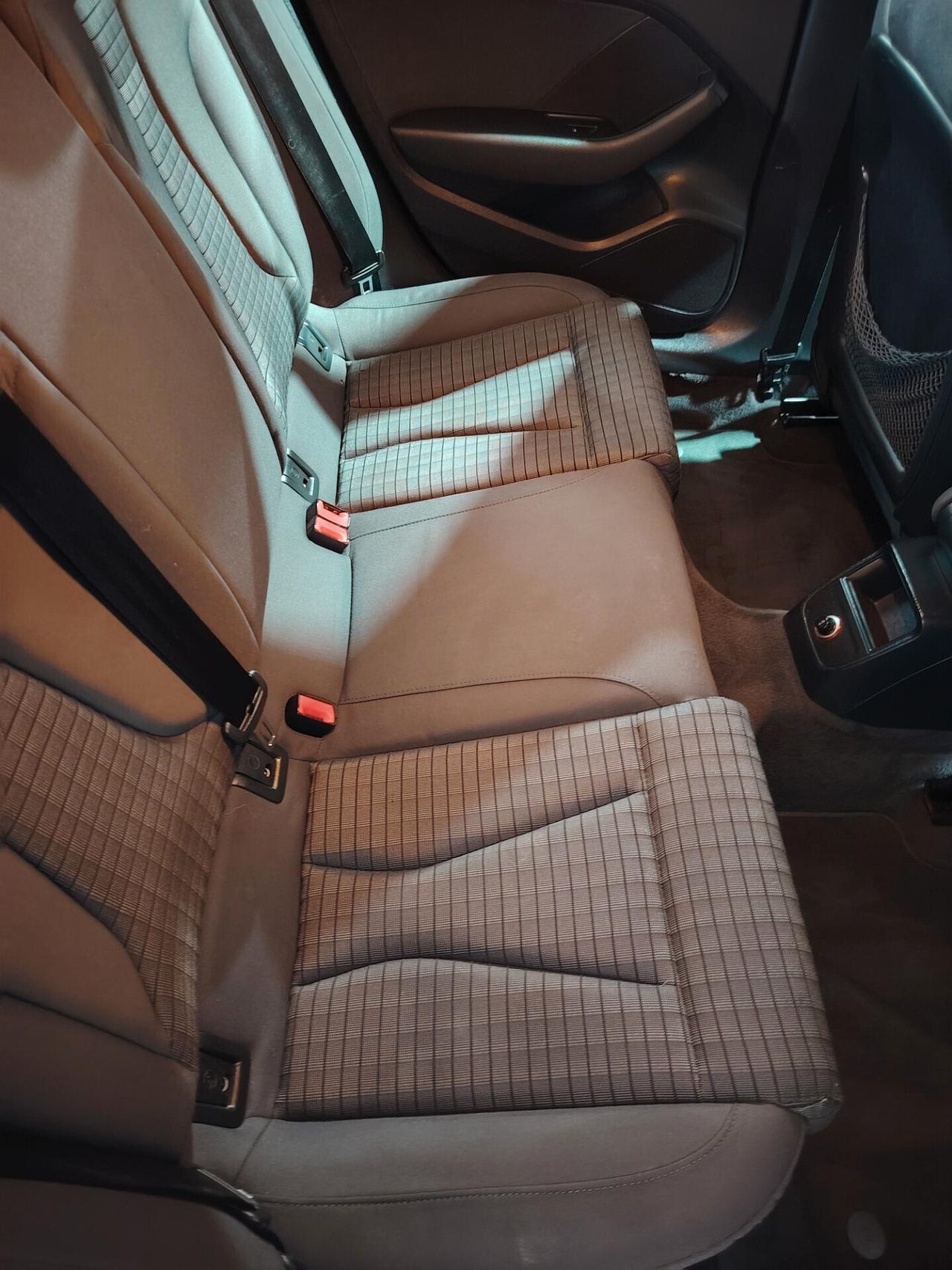 Audi A3 Sedan 1.6 TDI 116 CV S tronic Business