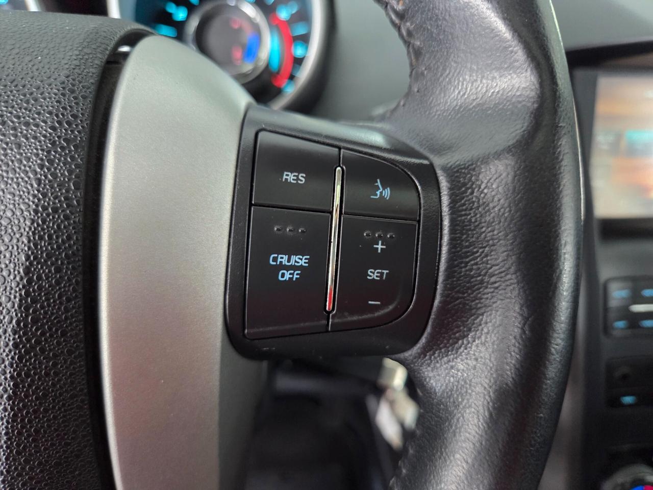 Mahindra XUV500 2.2 16V FWD W10 140cv