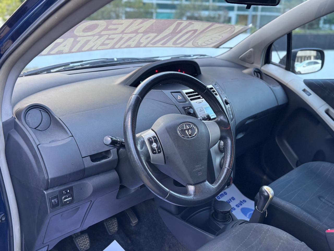 Toyota Yaris 1.0 Benzina 70cv 2008 Neopatentati