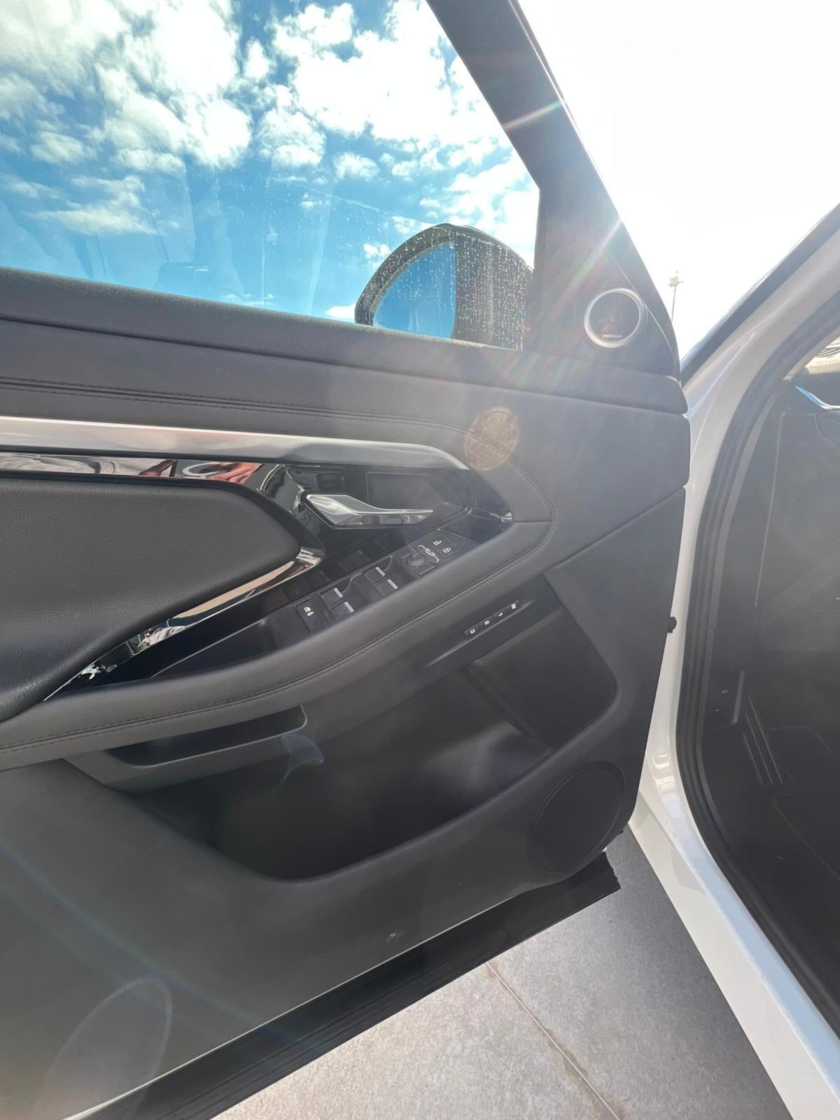 Land Rover Range Rover Evoque 2.0d i4 mhev SE awd 163cv auto - AUTOCARRO N1