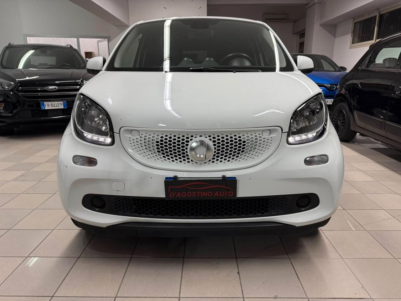 Smart ForFour 453 1.0 benzina 70cv