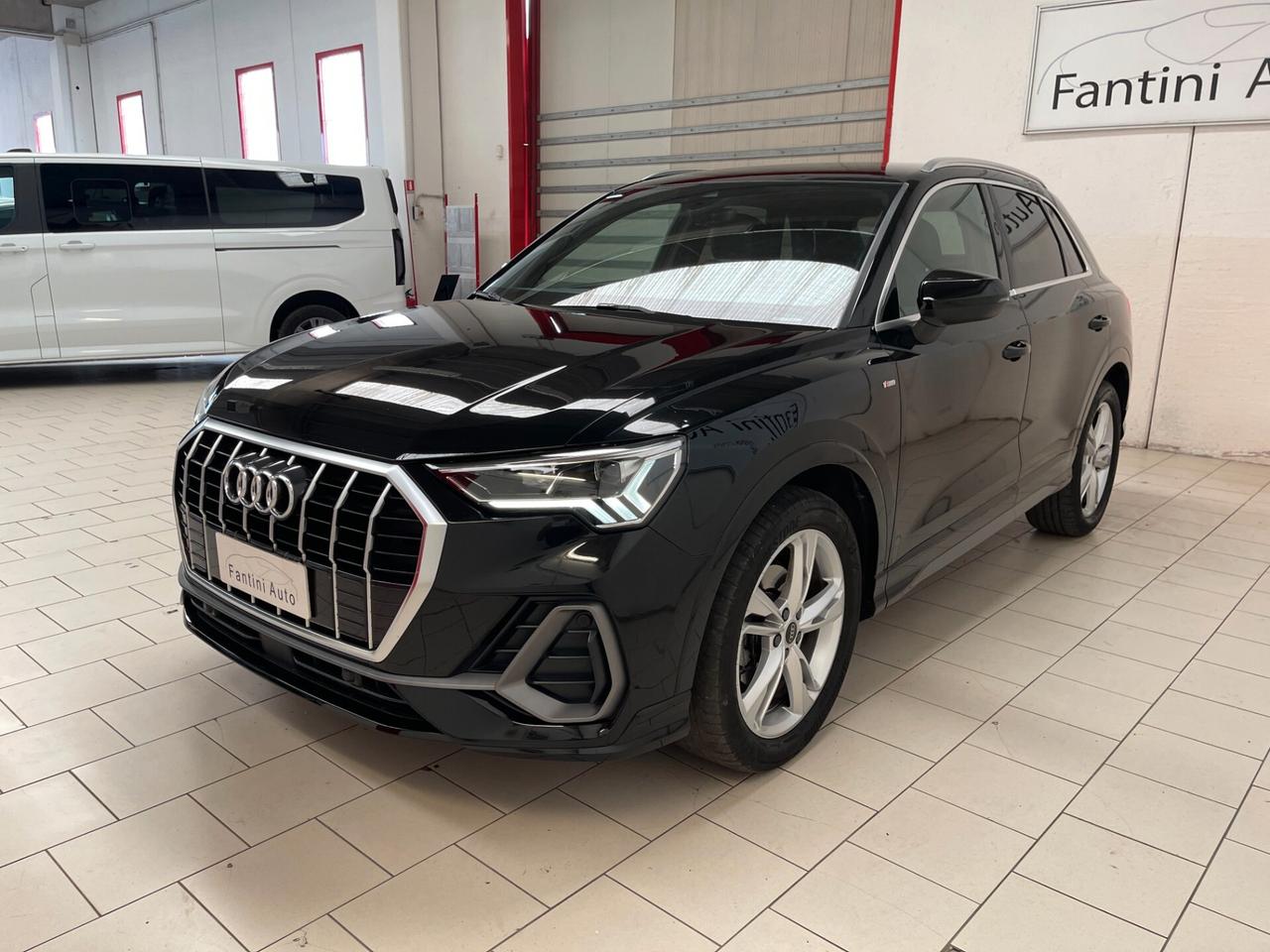 Audi Q3 S Line Edition 35 2.0 TDI s-tronic-LEGGI SOTTO