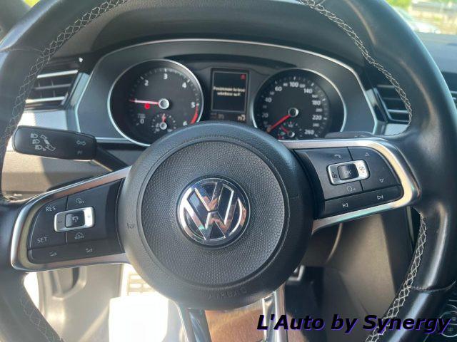 VOLKSWAGEN Passat Variant 2.0 TDI SCR 190 CV DSG Executive BMT Rline