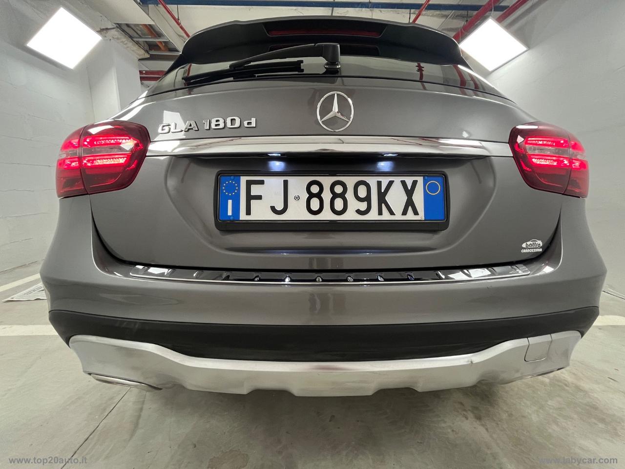 MERCEDES-BENZ GLA 180 CDI Automatic Sport