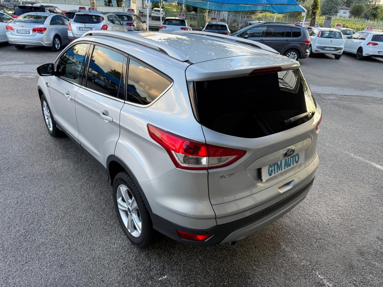 Ford Kuga 2.0 TDCI 140 CV 4WD Powershift