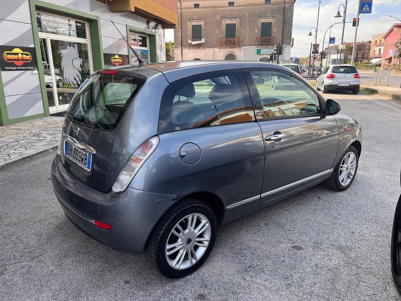 LANCIA YPSILON 1.2 68CV PLATINUM