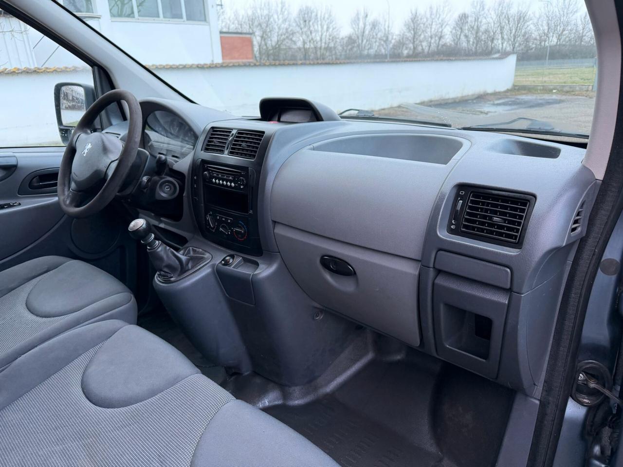 Peugeot Expert Tepee 2.0 HDi 9 POSTI