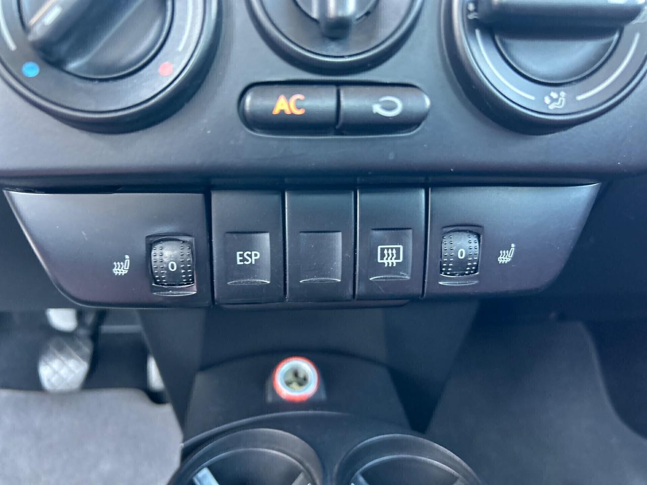 Volkswagen New Beetle 1.6 BENZINA