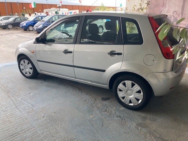 Ford Fiesta 1.4 16V 5p. Zetec