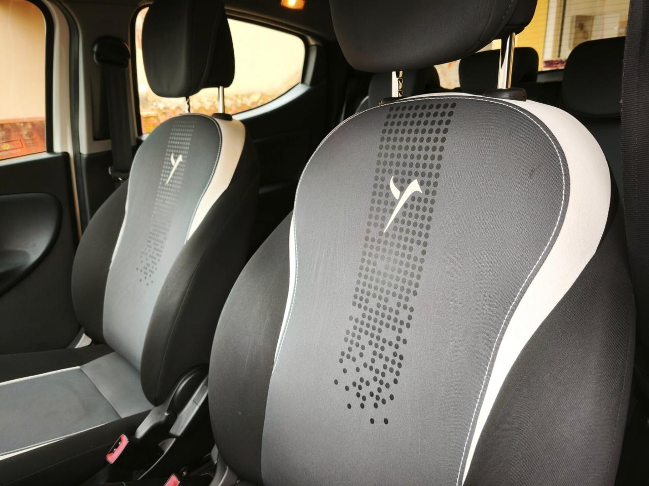 Lancia Ypsilon 1.2 Benzina - GPL