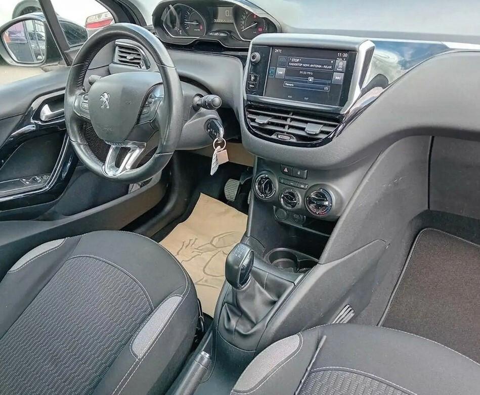 Peugeot 208 BlueHDi 100 S&S 5 porte Allure