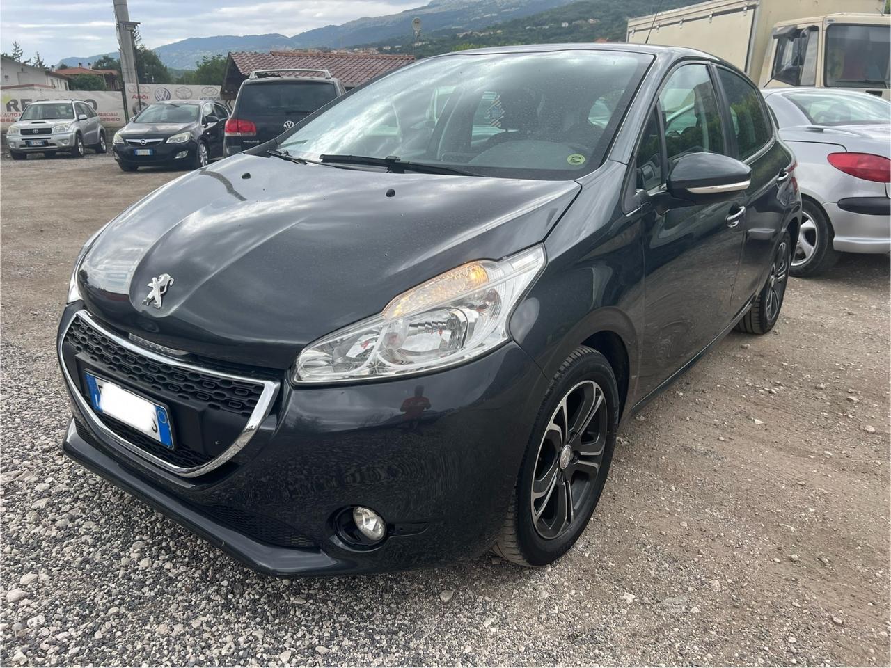 Peugeot 208 1.2 VTi 82 CV 5 porte Allure