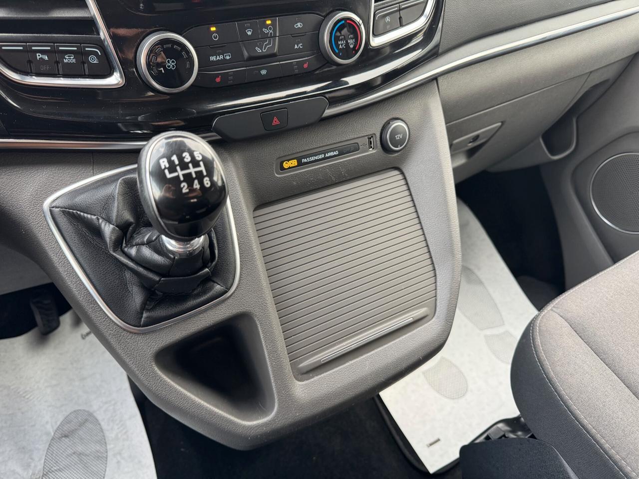 Ford Tourneo Custom Tit 2.0 Diesel-Hybrid130CV N1