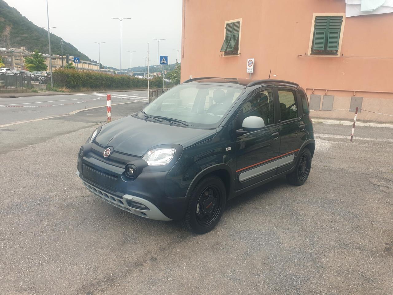 Fiat Panda 1.0 FireFly S&S Hybrid Garmin 5 posti