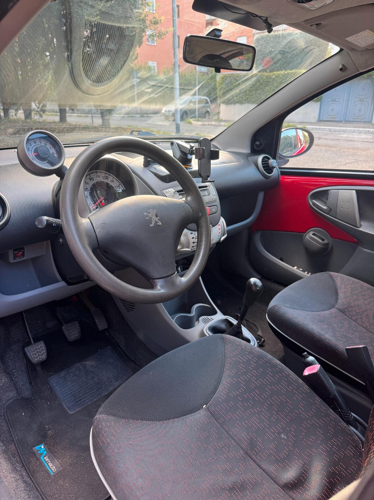Peugeot 107 1.0 68CV 5p. Sweet Years