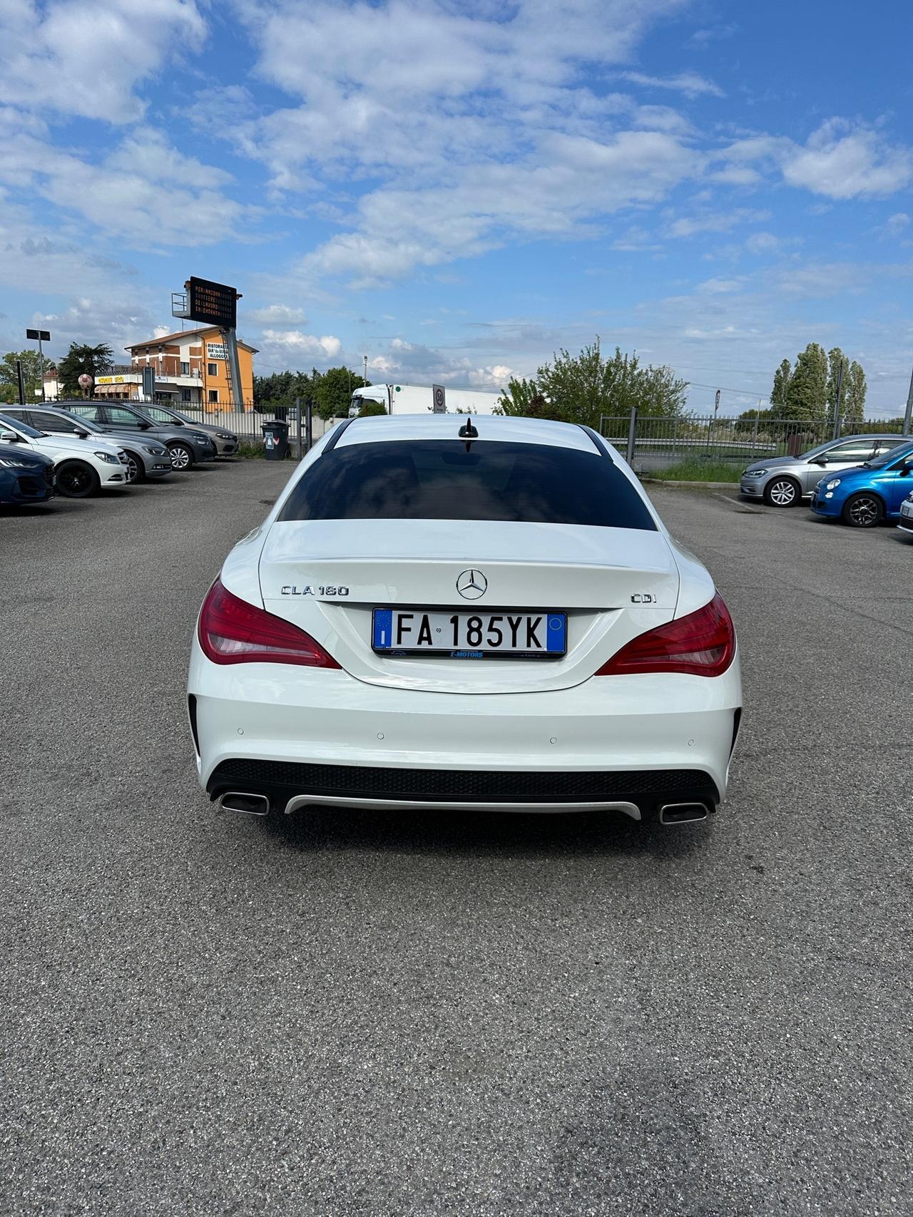 Mercedes-benz CLA 180 CDI Automatic Premium - 2015