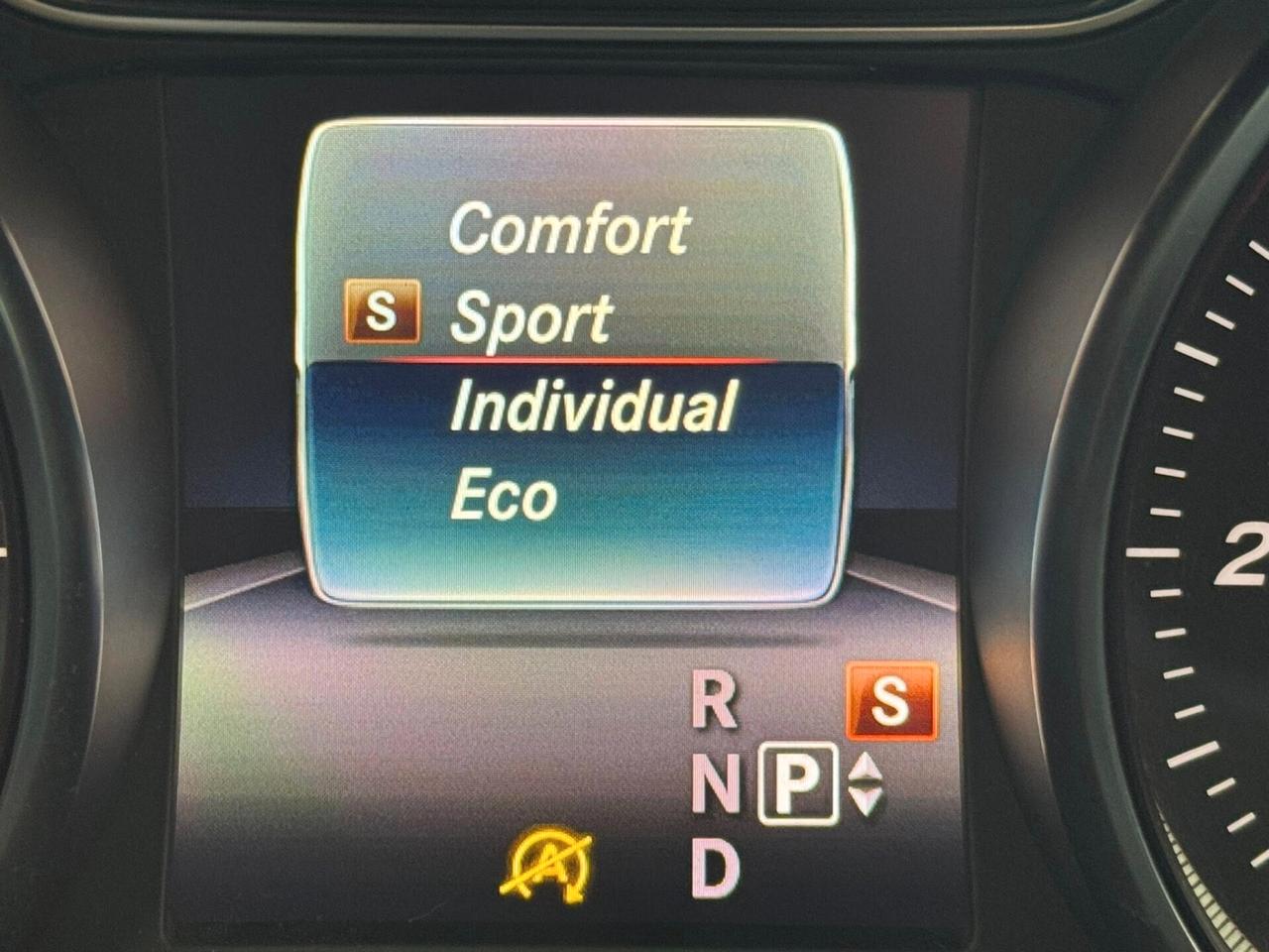 Mercedes-benz CLA 200 d Automatic Premium