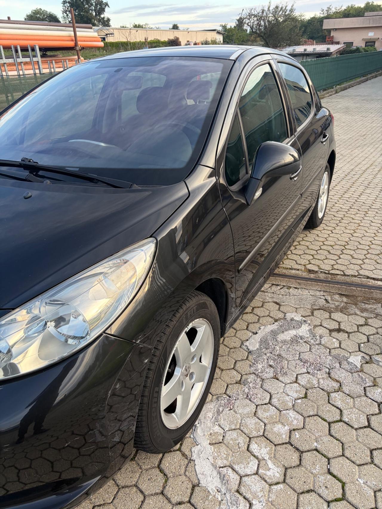 Peugeot 207 1.4 88CV 5p. XS