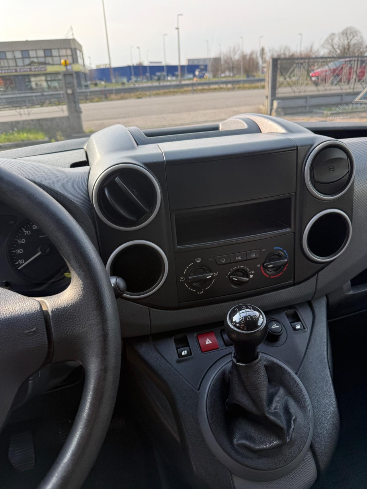 Citroen berlingo 3 posti 1.6d