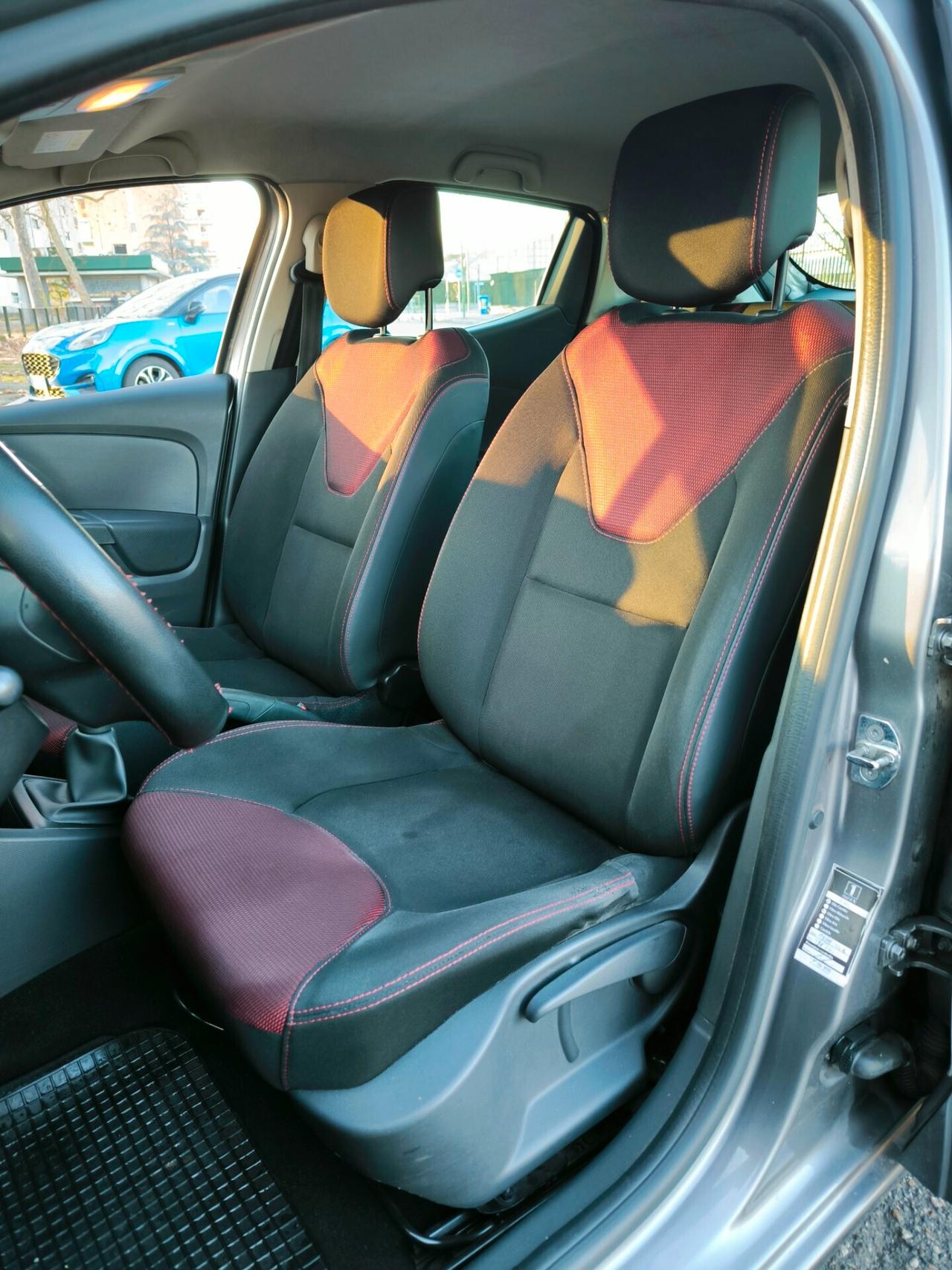 Renault Clio 1.2 75CV GPL 5 porte