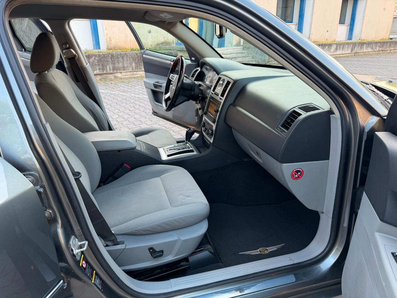 Chrysler 300C 3.0 V6 CRD Berlina Navi