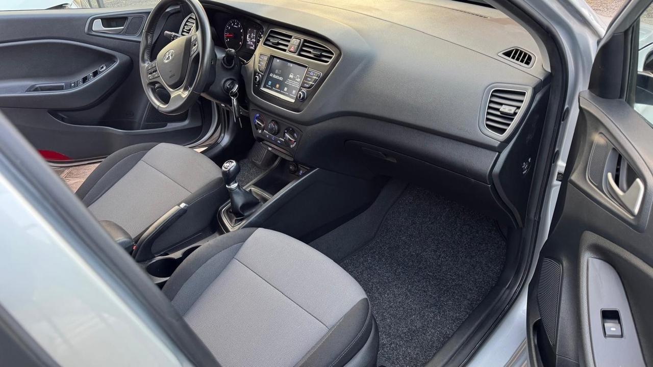 Hyundai i20 1.2 5 porte Econext Connectline