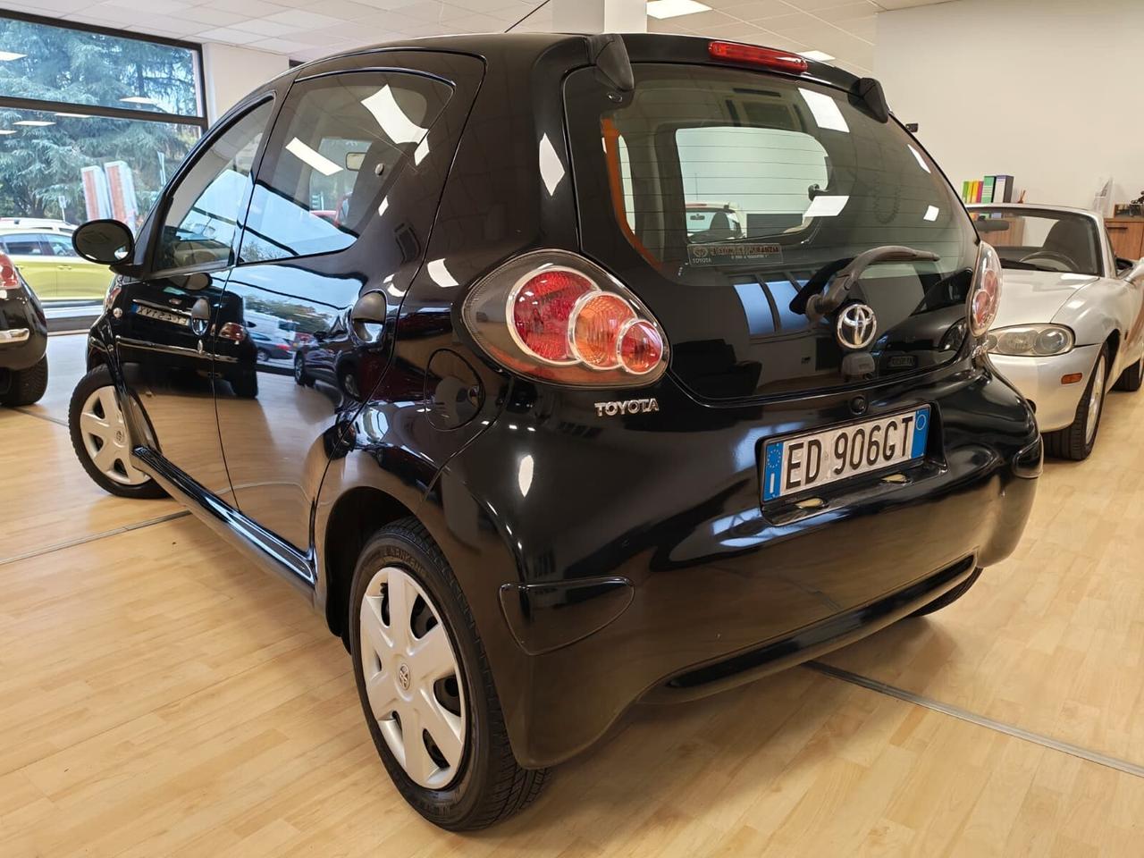 Toyota Aygo - EURO 5 - TAGLIANDATA !!!