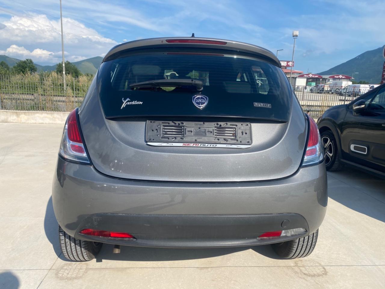Lancia Ypsilon 1.0 FireFly 5 porte S&S Hybrid Gold