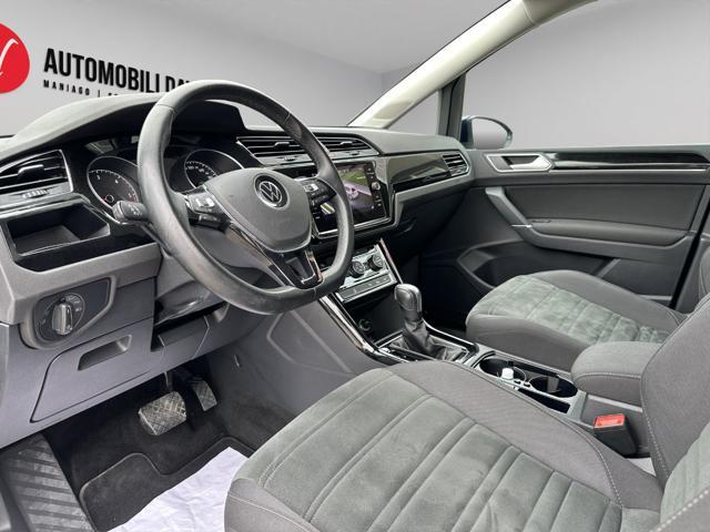 VOLKSWAGEN Touran 2.0 TDI 150 CV SCR DSG Executive BlueMotion Tech.