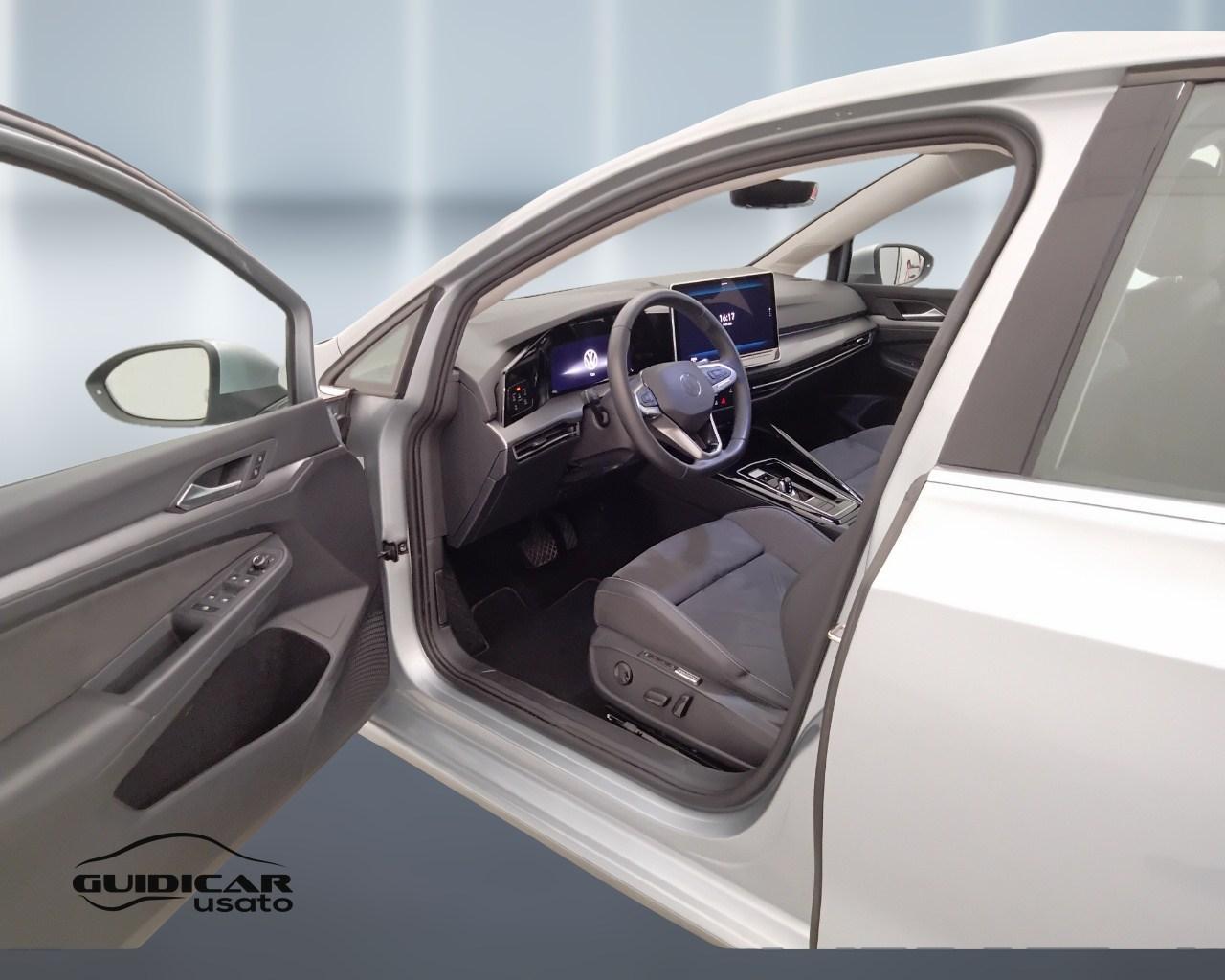 VOLKSWAGEN Golf VIII 2024 - Golf 2.0 tdi Style 150cv dsg