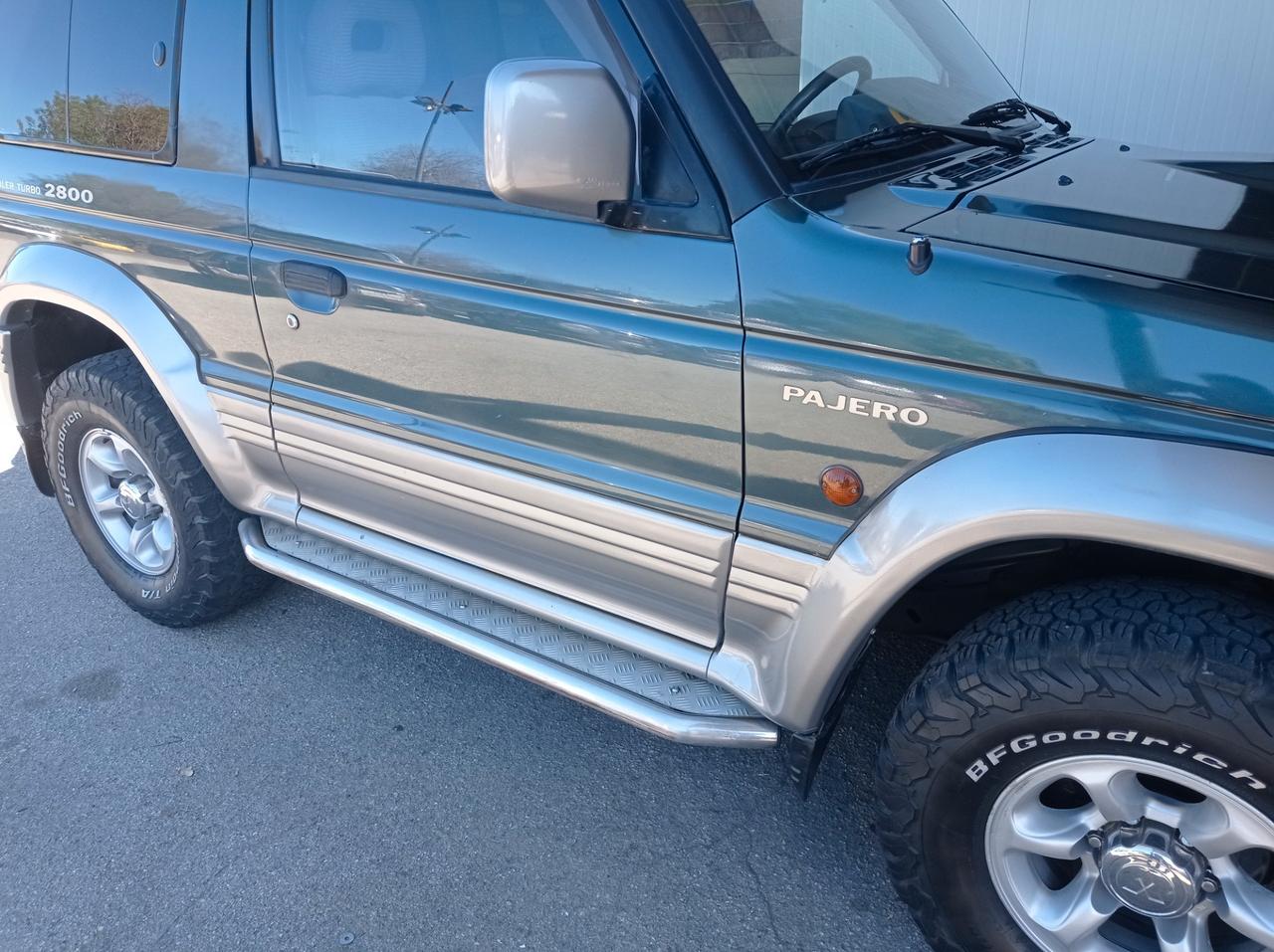 Mitsubishi Pajero 2.8 TDI Metal-top S.S. GLS Exec.