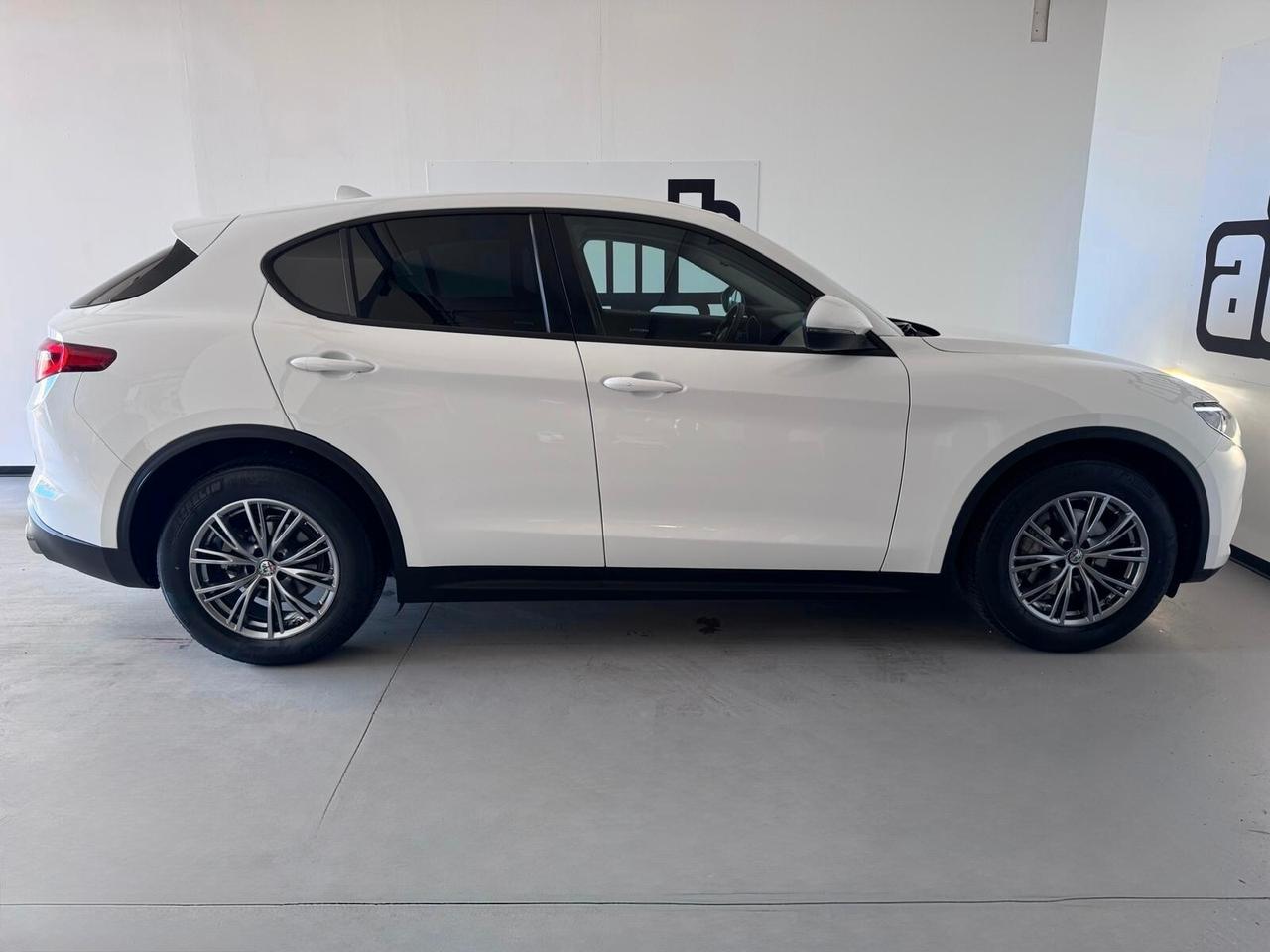 Alfa Romeo Stelvio 2.2 Turbodiesel 160 CV GARANZIA FINO A 3 ANNI!!!