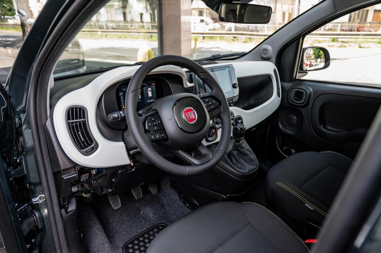 Fiat Pandina Cross 1.0 Hybrid