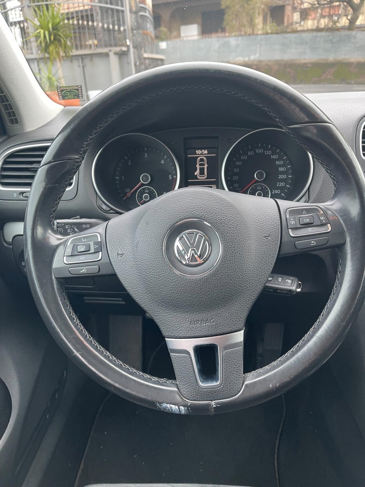 Volkswagen Golf 1.6 TDI 105cv