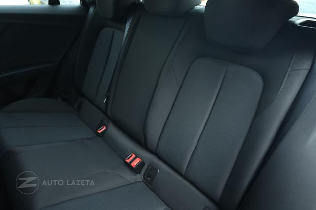 AUDI Q2 30 TFSI Business Advanced