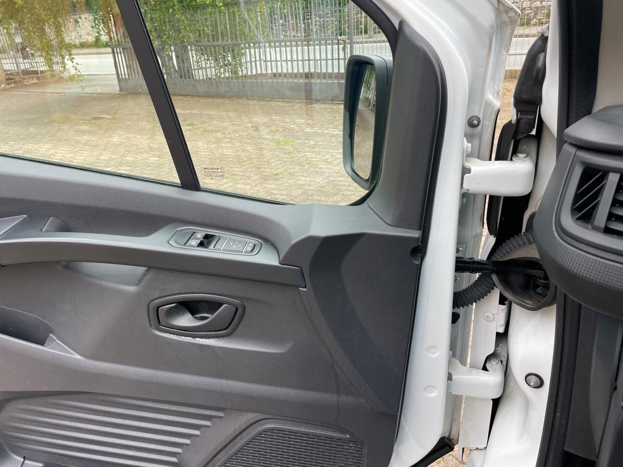 Renault Trafic T27 2.0 dCi 110CV PC-TN Furgone Start