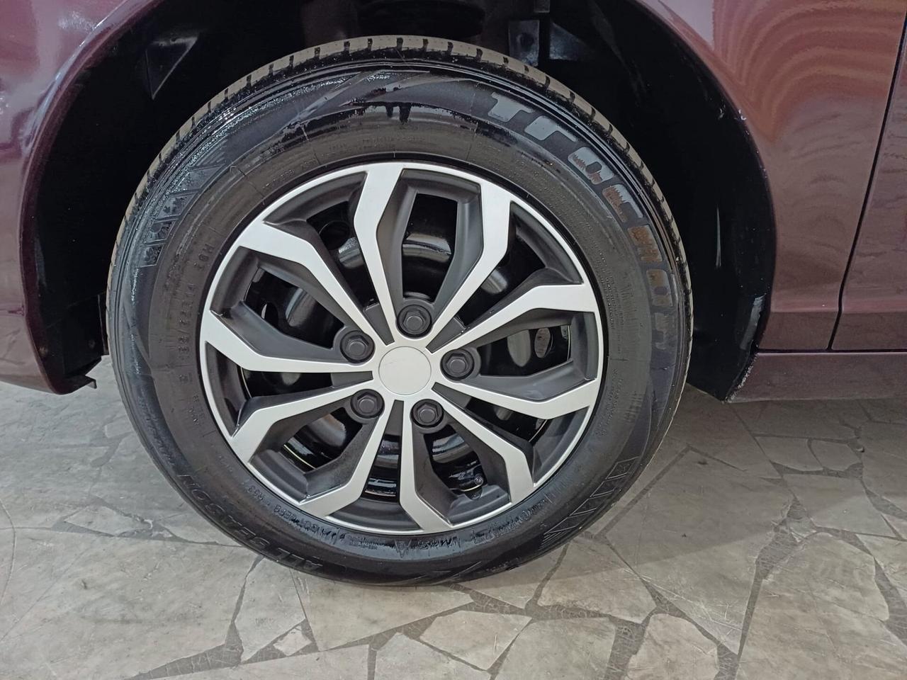 Lancia Ypsilon 1.3 MJT BELLISSIMA - 2011