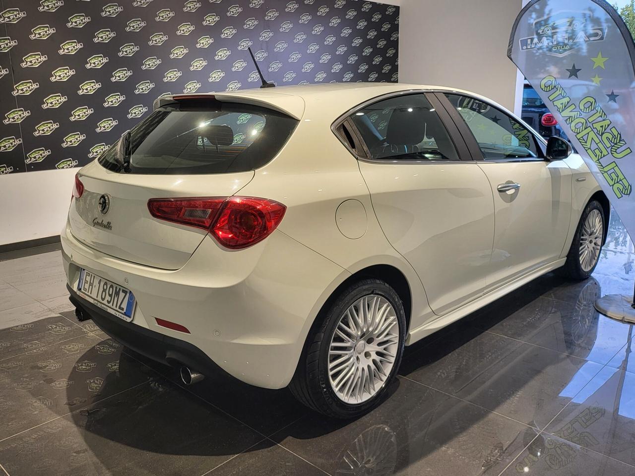 Alfa Romeo Giulietta - 2011 2.0 JTDm-2 140 CV Distinctive